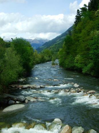 river walk11165286_10205437459289368_631583088183806185_n